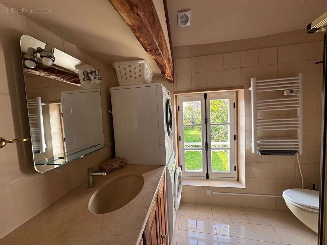 Maison à FEUCHEROLLES