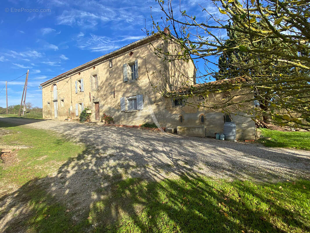 Maison à SAINT-MARTIN-LALANDE