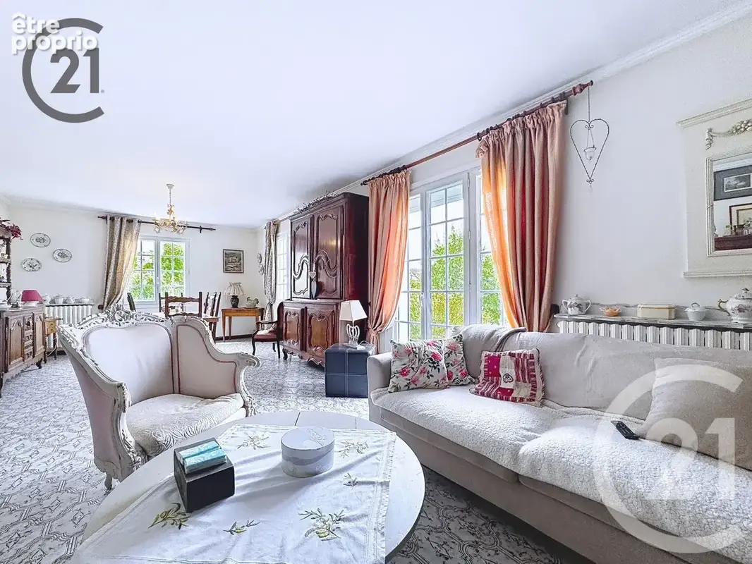 Maison 127 m² à Provins  - photo 2
