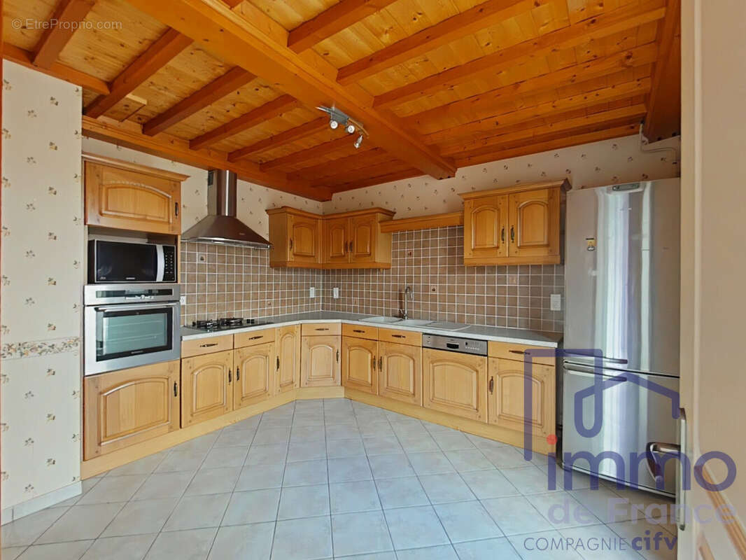 Appartement 127 m² à Le Puy-En-Velay  - photo 4