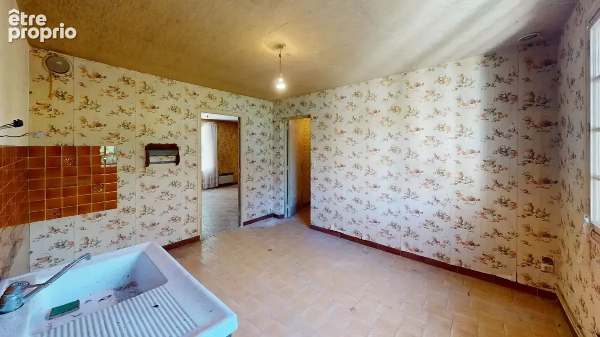 Montigny (18) – Pavillon indépendant de plain-pied à rénover sur 862 m² de terrain clos - photo 6