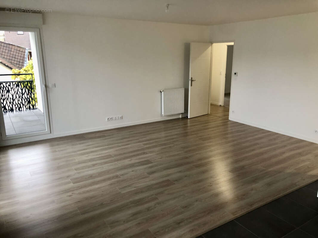Appartement à CLAYE-SOUILLY