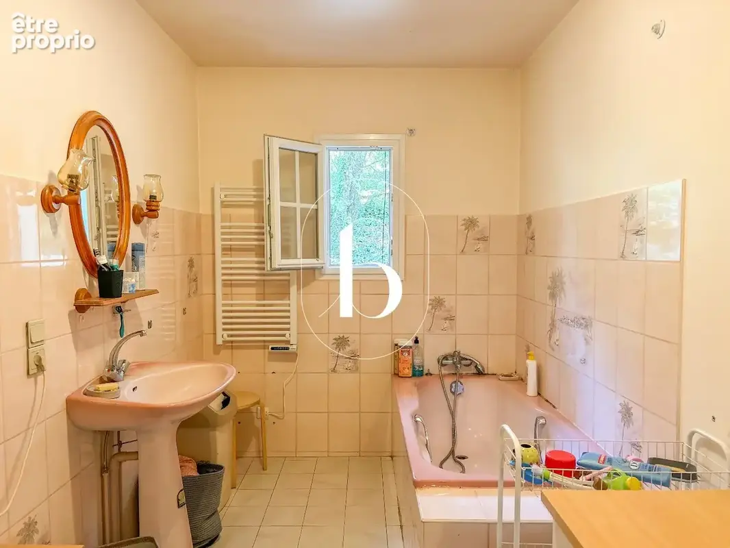 Maison 6 pièces 90 m² à vendre à Vallon-Pont-D'arc (07150) - photo 5