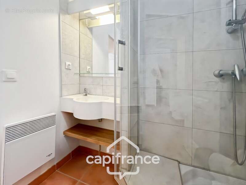 Appartement à MALLEMORT