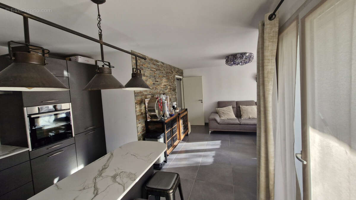 Appartement à LA RAVOIRE