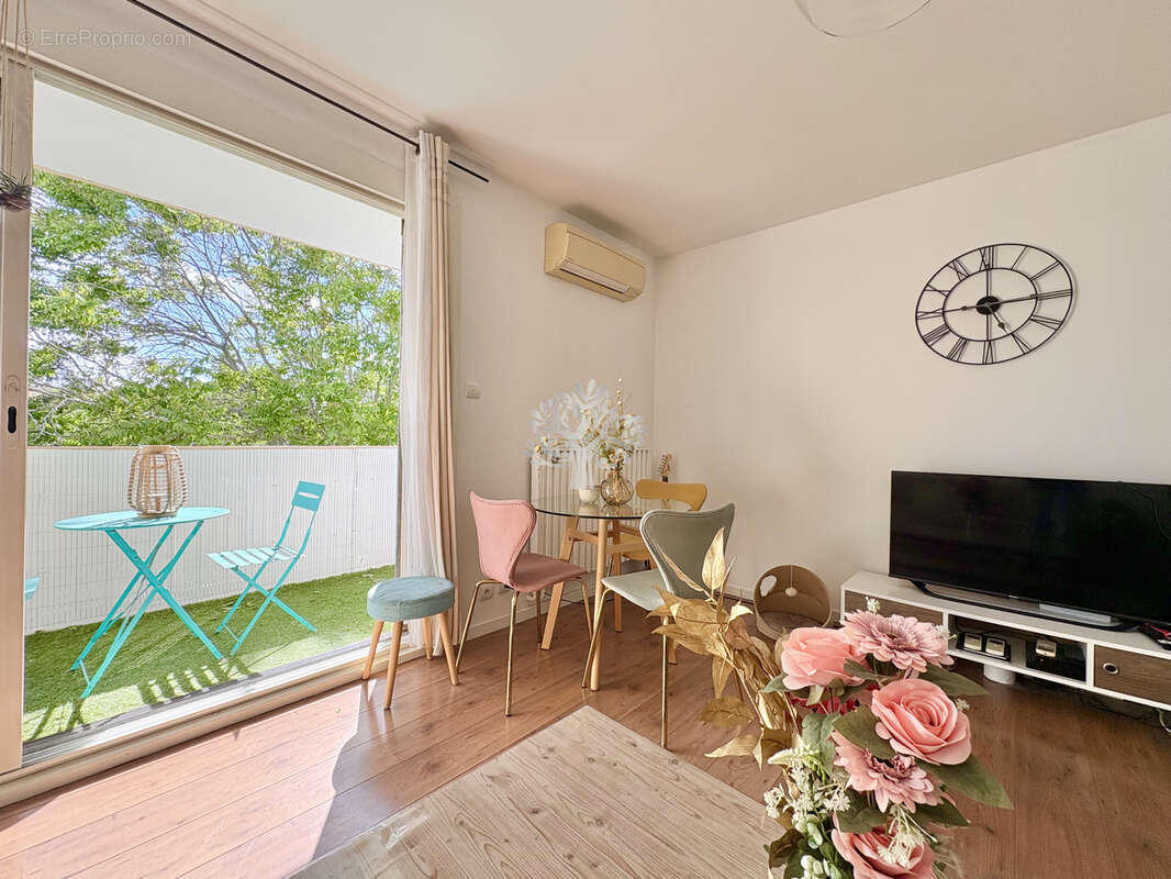 Appartement à SANARY-SUR-MER