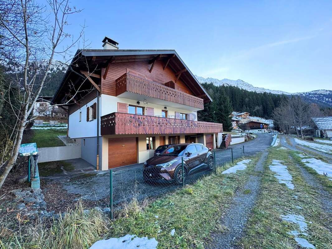 Appartement à LES CONTAMINES-MONTJOIE