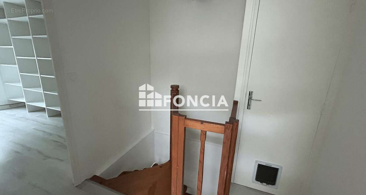 Appartement à MELESSE