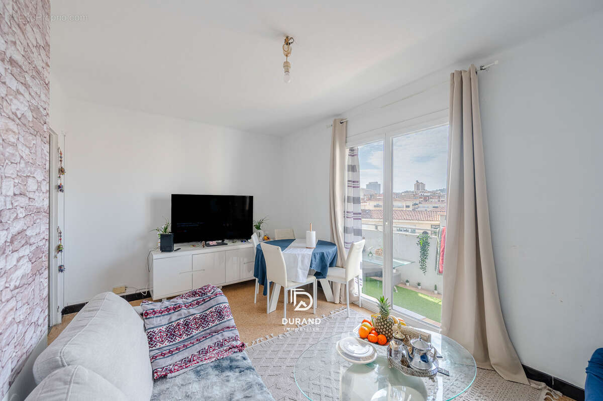 Appartement à MARSEILLE-10E