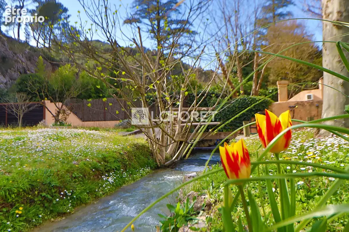 Bastide à Gémenos 271m² + dépendances 90m² - photo 18