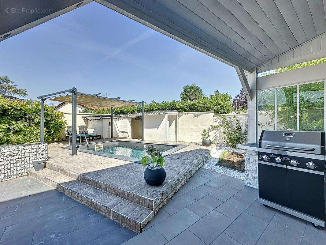 Maison à SAINT-FONS