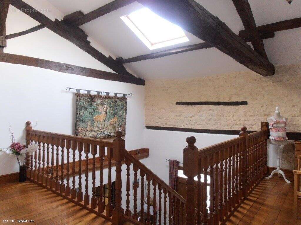 Maison à SAUZE-VAUSSAIS