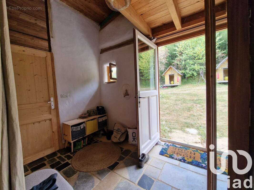 Maison 82 m² à La Cassagne  - photo 4