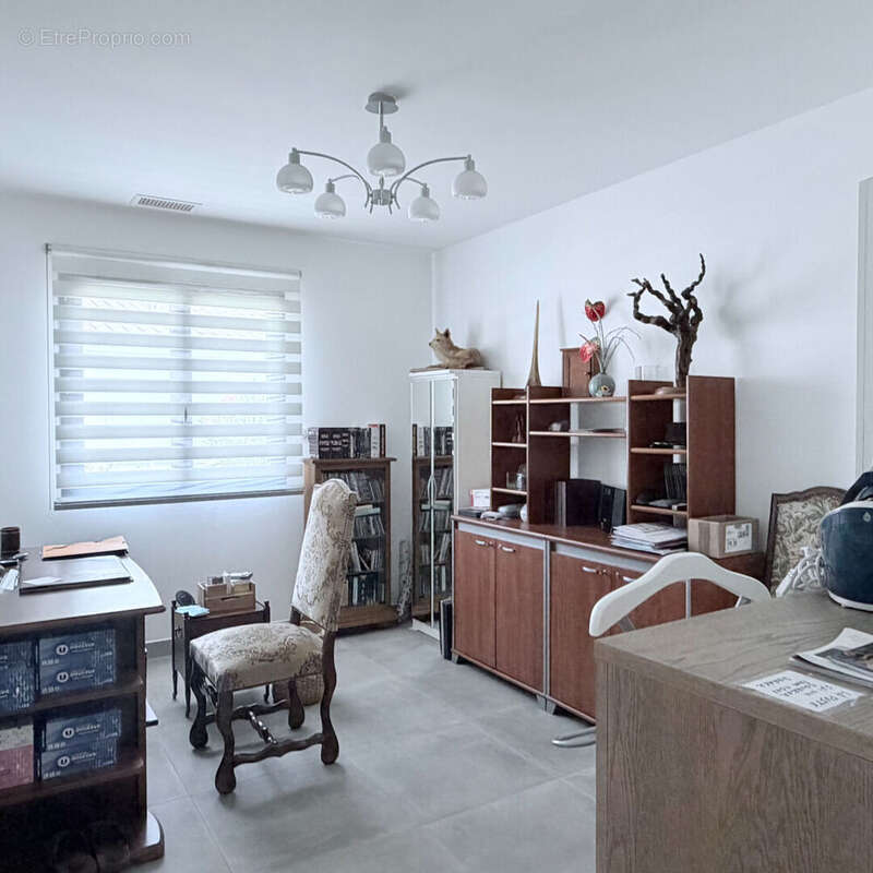 Maison Colombiers 4 pièce(s) 109.67 m2 - photo 15