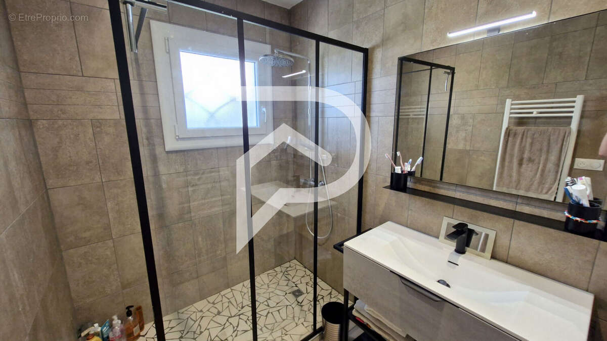 Maison de plain-pied rénovée 4 pièces 89 m² centre ORTHEZ - photo 7