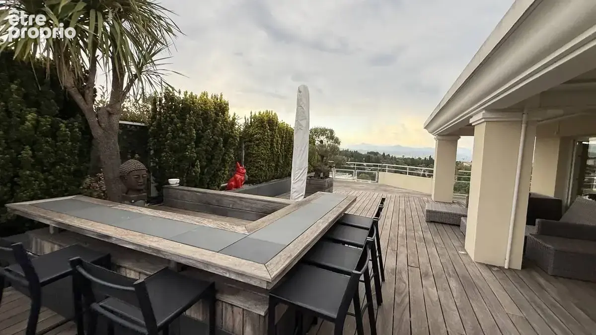Appartement f5 avec terrasse de 140 M2  Vue mer Antibes ,Secteur Rabiac Estagnol - photo 3