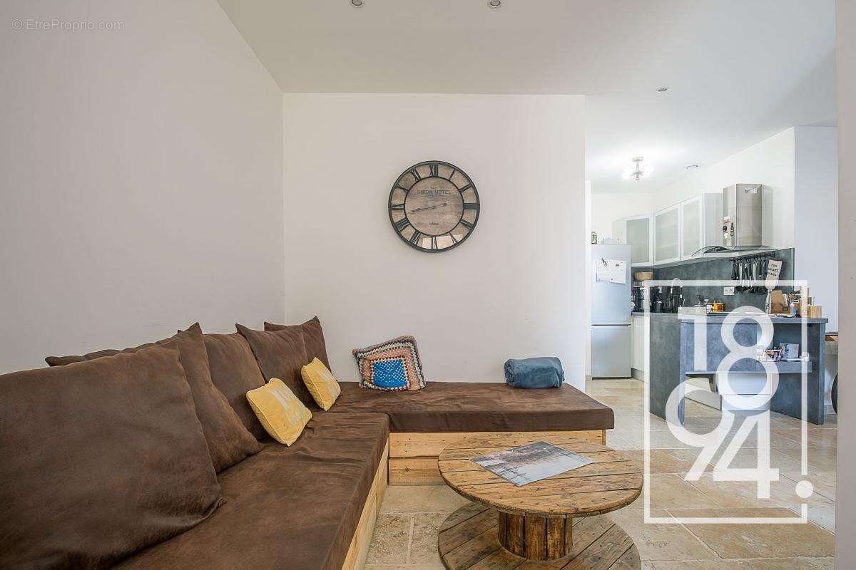 Appartement à MARSEILLE-16E