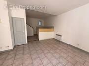 Appartement à ROQUEVAIRE
