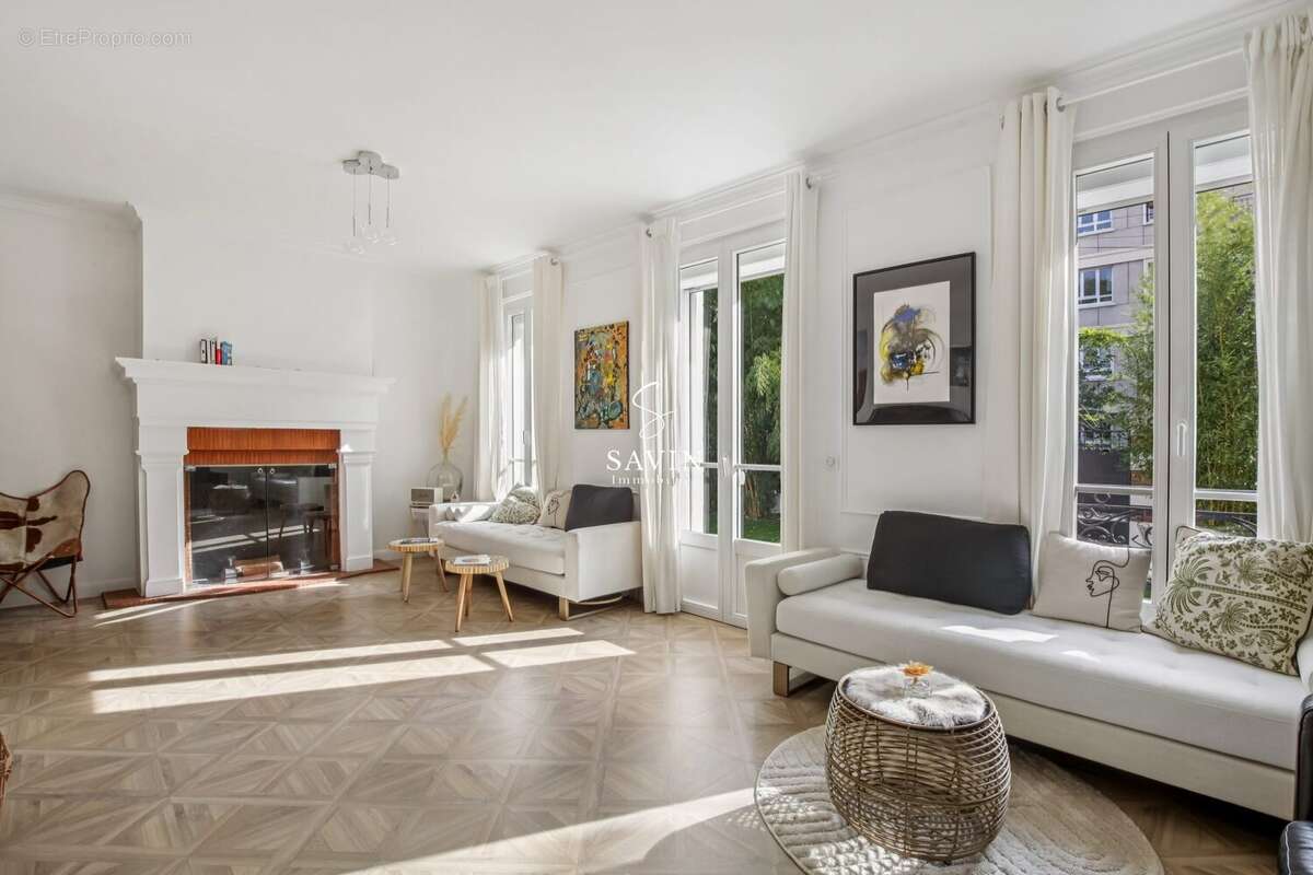Maison à COLOMBES