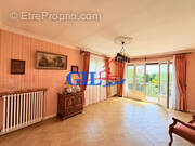 Maison à SAVIGNY-LE-TEMPLE