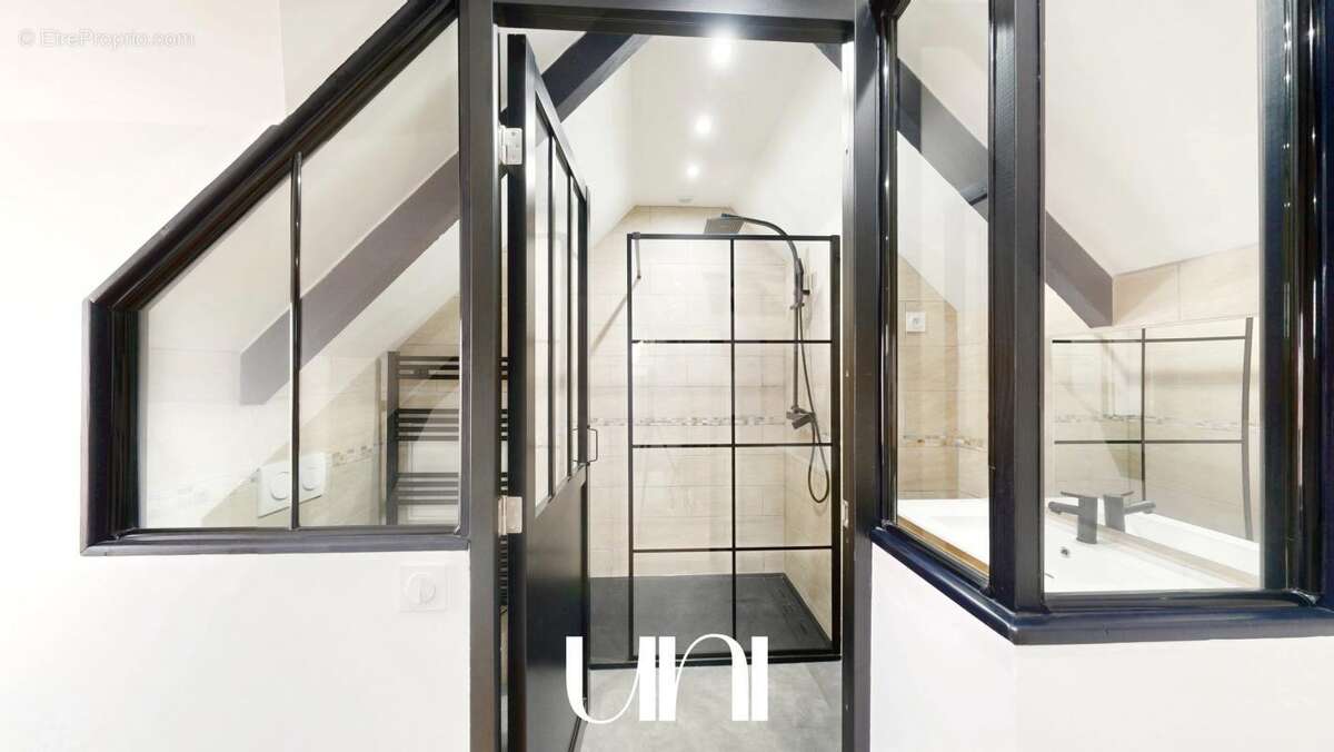 Maison à LE MOLAY-LITTRY