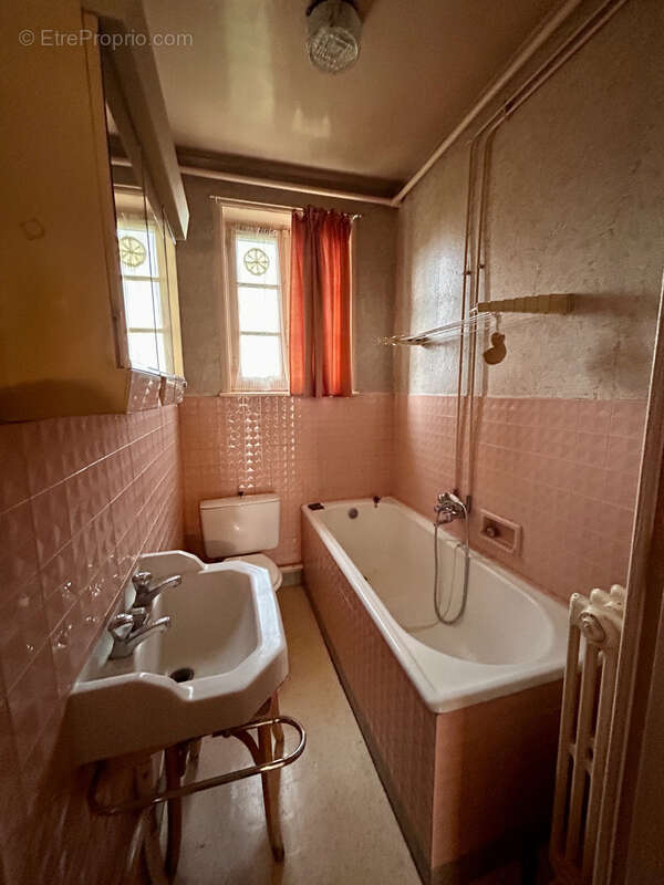 Maison à SAINT-NIZIER-SOUS-CHARLIEU