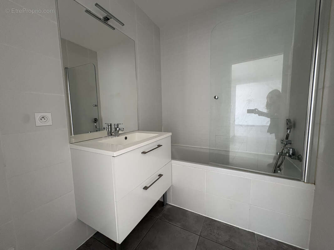 Appartement à GATTIERES