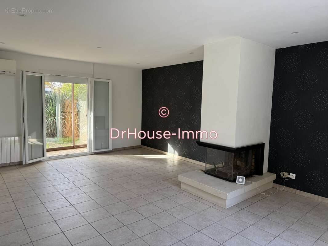 Maison à GIRONVILLE