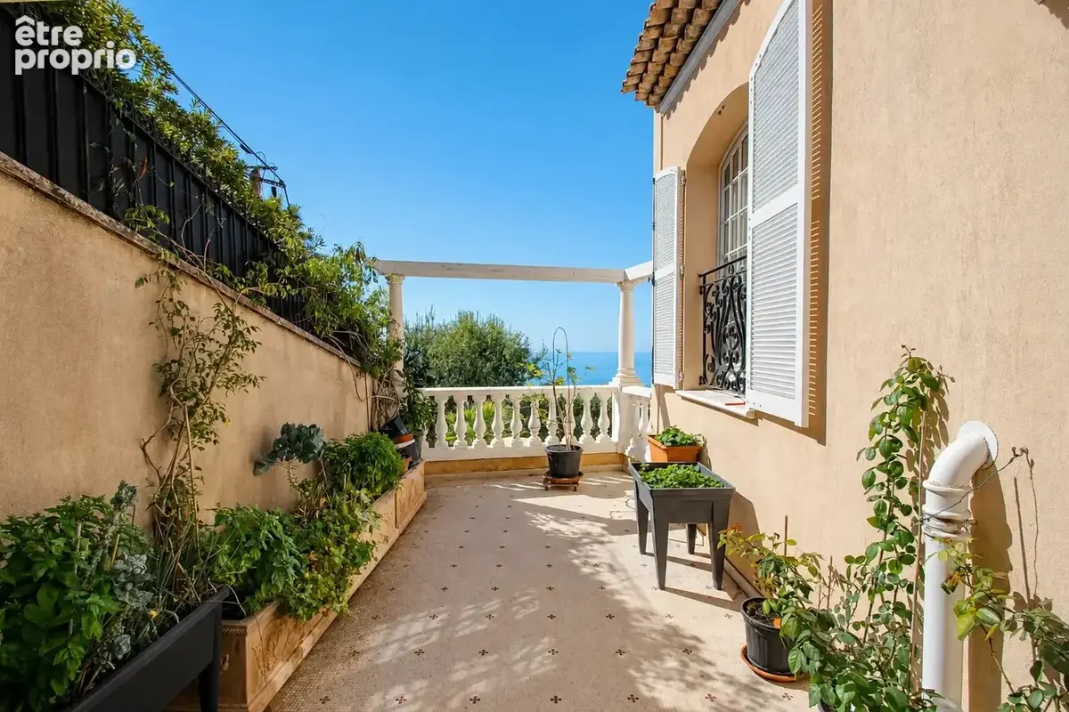Cap d'ail - villa 350m²  terrain 1425m²  vue mer - photo 22