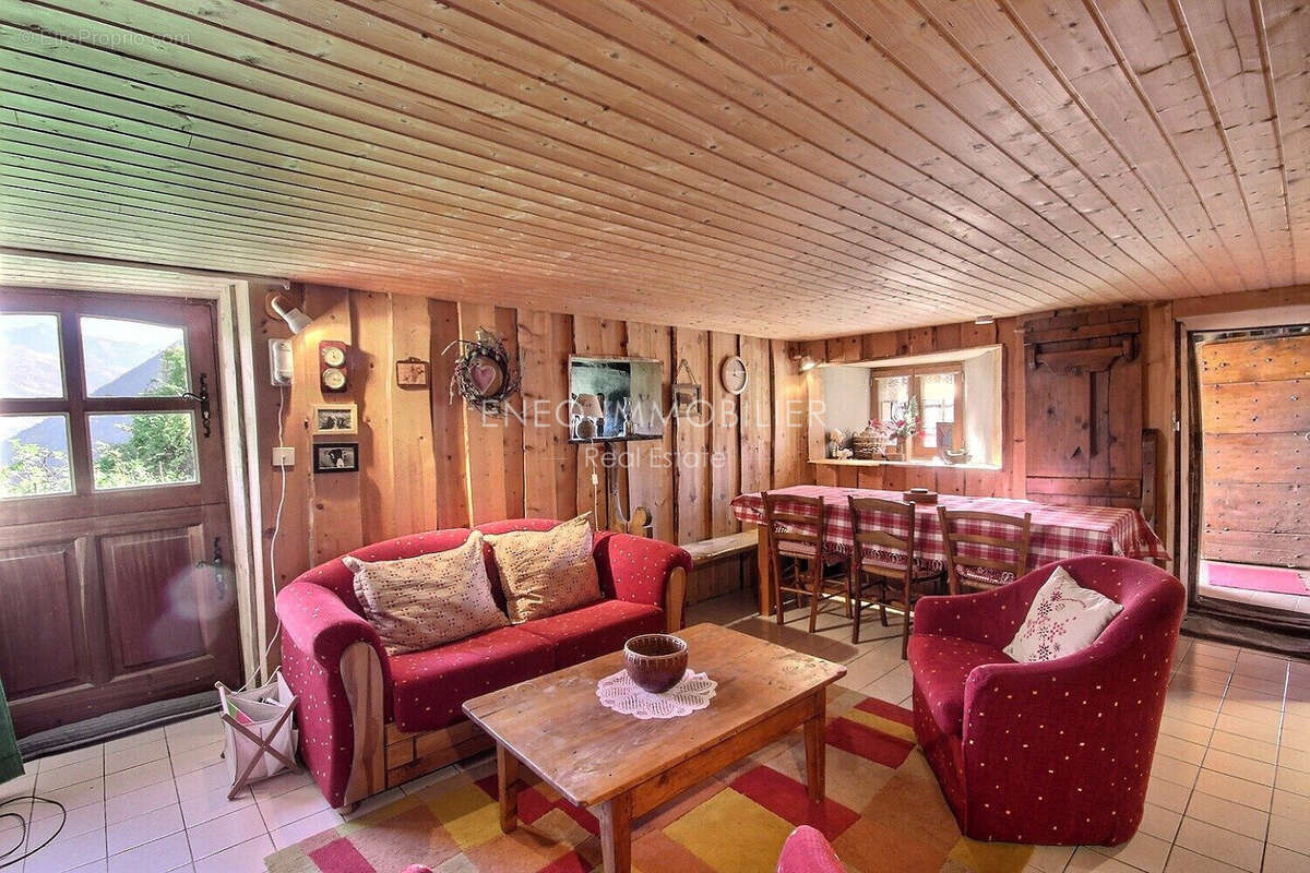 Maison 162 m² à Bourg-Saint-Maurice  - photo 2