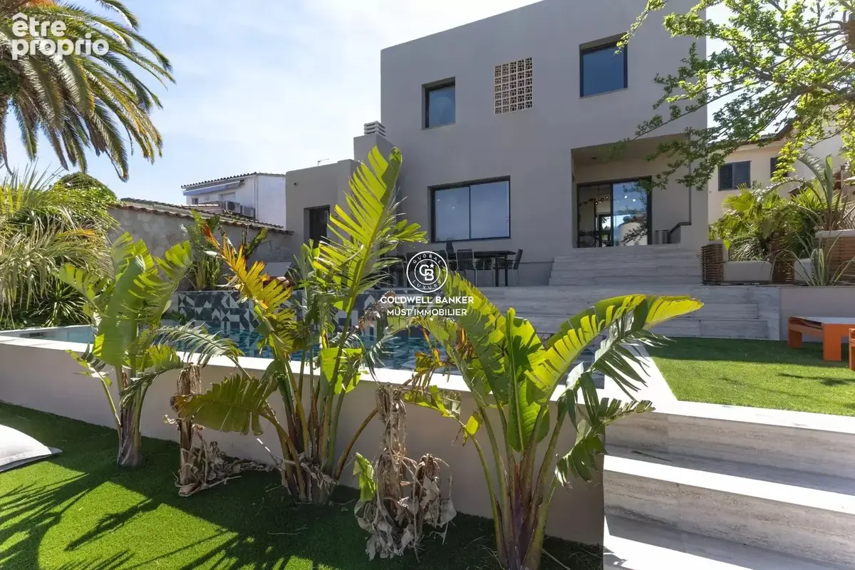 Villa contemporaine avec piscine sur le canal d'empuriabrava - photo 9