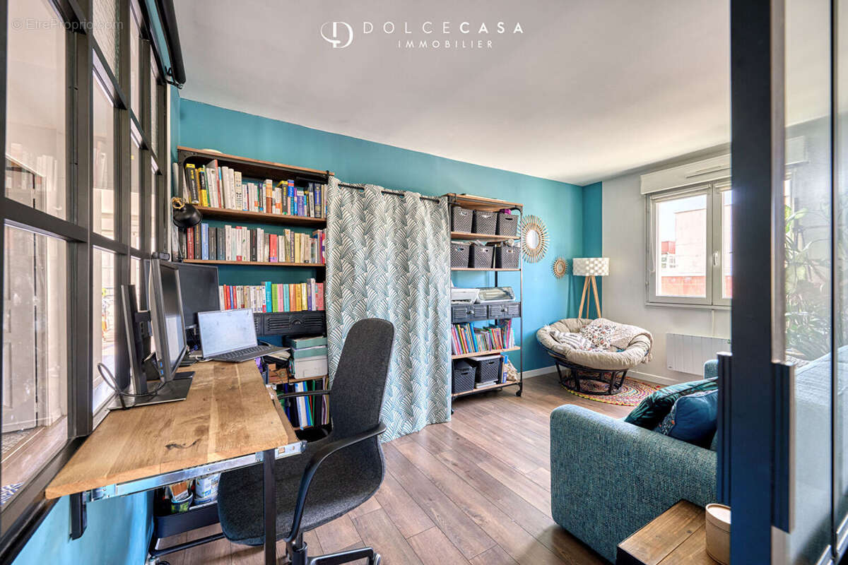 Appartement à LE PERREUX-SUR-MARNE