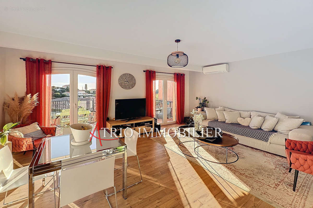 Maison à SAINT-LAURENT-DU-VAR