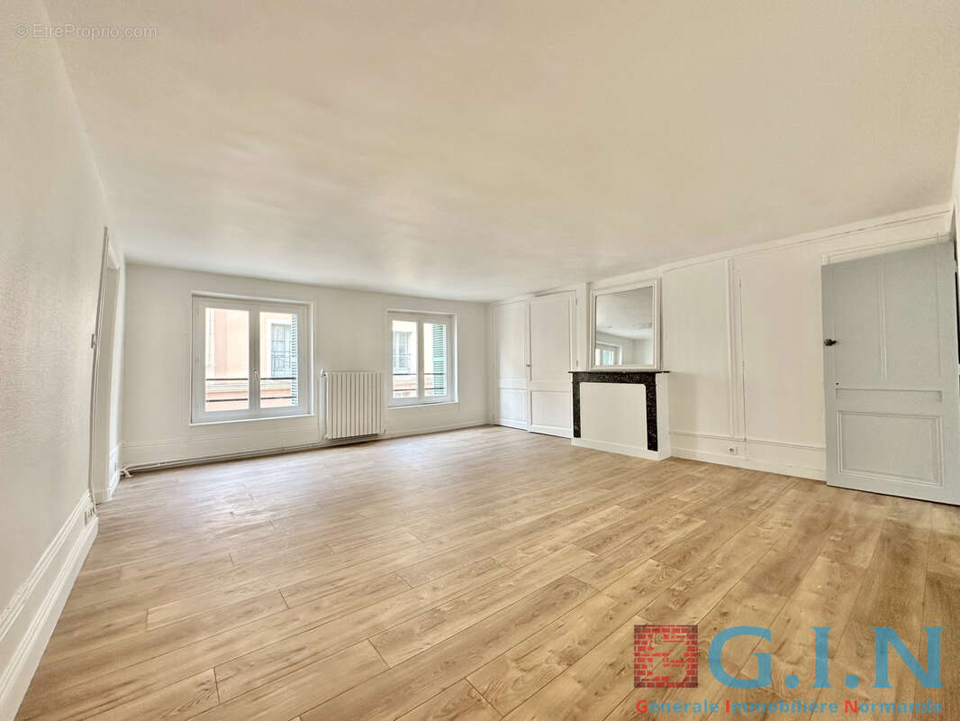 Rouen secteur prefecture / place du vieux-marche / appartement 4 chambres - photo 8