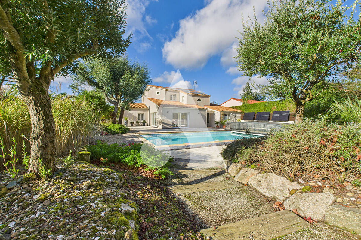 Maison à LA FERRIERE