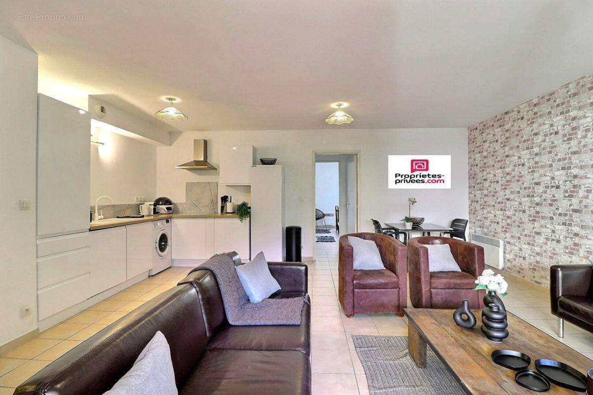 Appartement La Seyne Sur Mer 4 pièce(s) 80.98 m2 - photo 5
