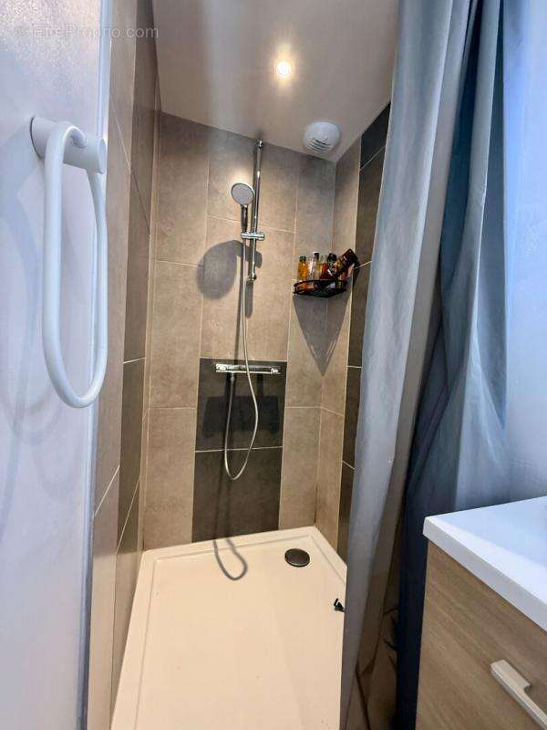 Appartement à SAINT-PAIR-SUR-MER