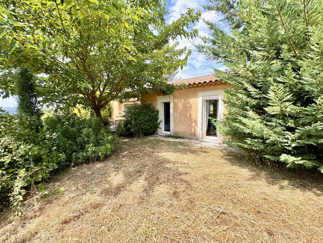Maison à ENTRECHAUX