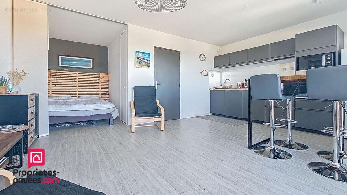 Appartement à VAUX-SUR-MER