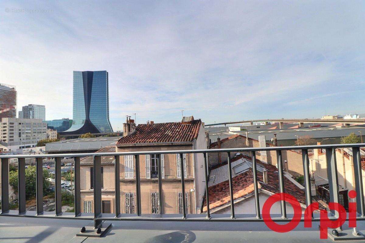 Appartement à MARSEILLE-15E