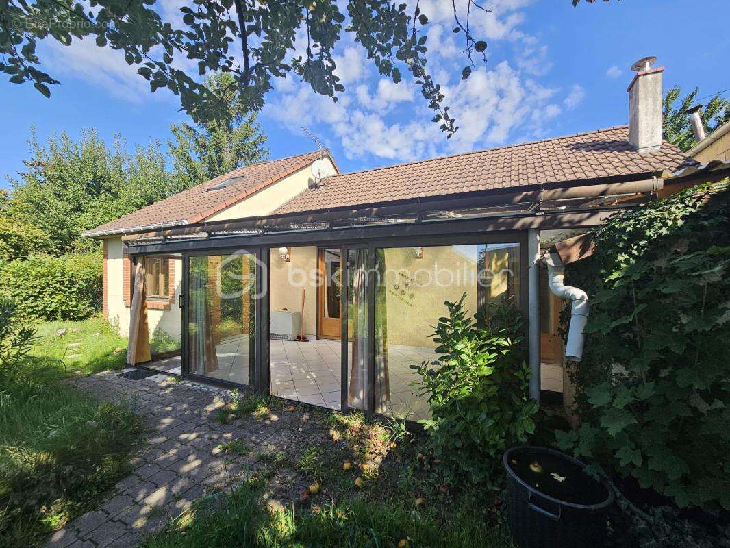 Maison à POILLY-LEZ-GIEN