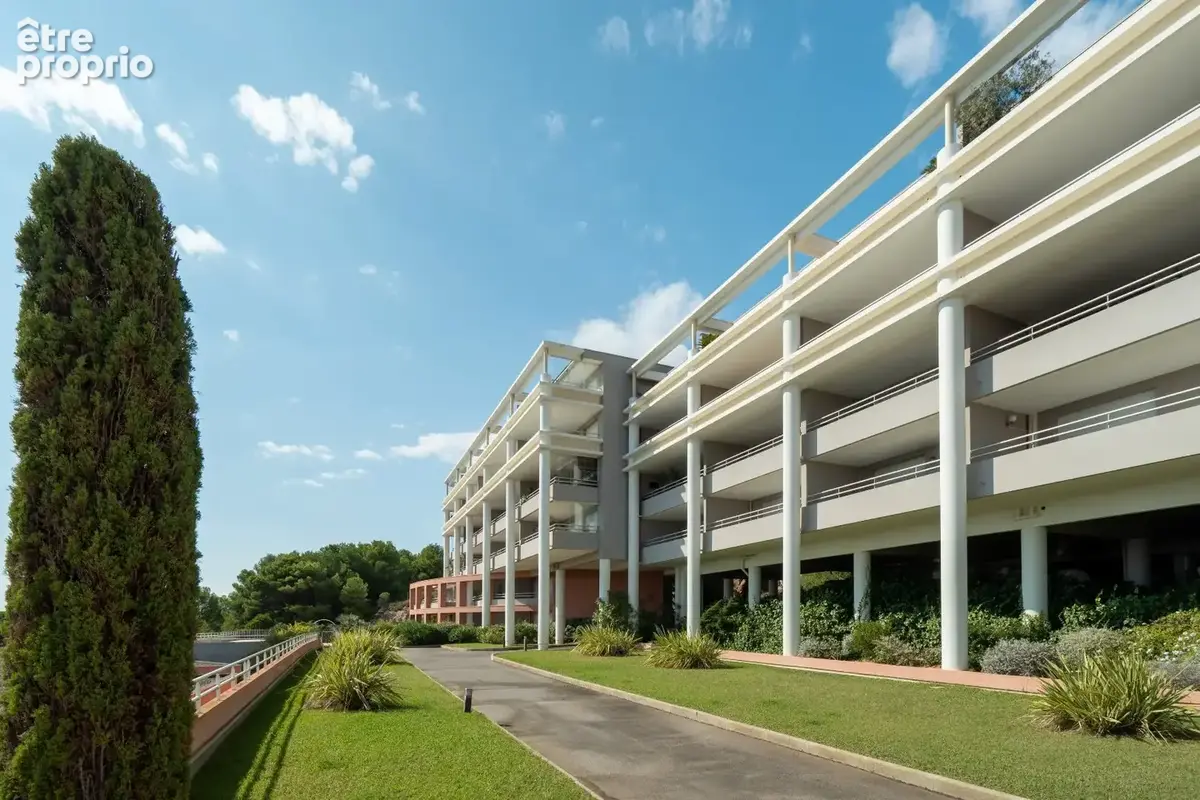 Appartement d'Exception avec Vue Panoramique, Garage et Cellier  Résidence Domaine du Golfe - photo 8