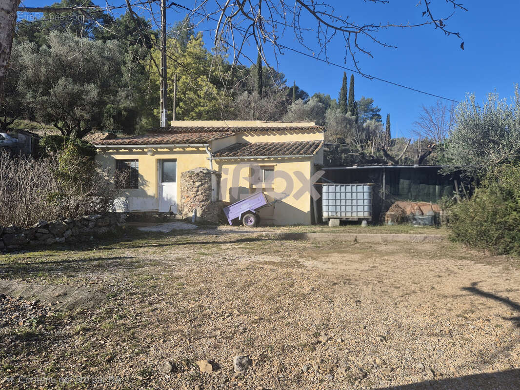 Maison à CUERS