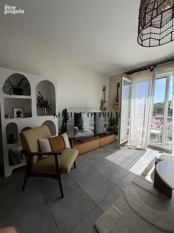 Magnifique t3 en dernier étage avec terrasse, box  et 1 parking privé - photo 3