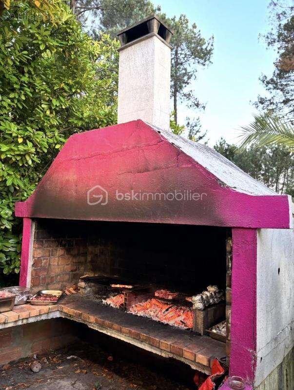 Commerce à LA TESTE-DE-BUCH