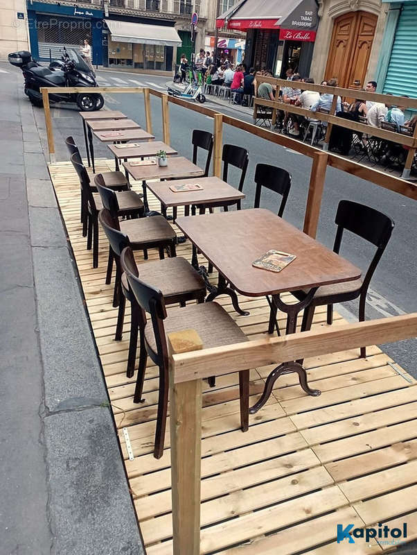 Autre à PARIS-9E