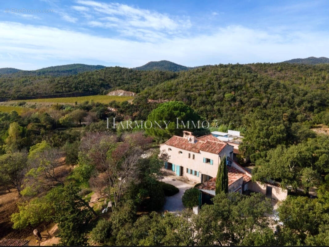 Maison à LA LONDE-LES-MAURES
