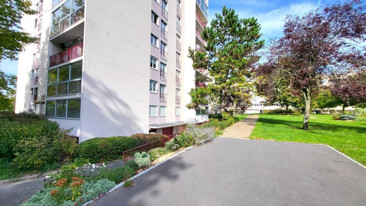 Appartement à COMPIEGNE
