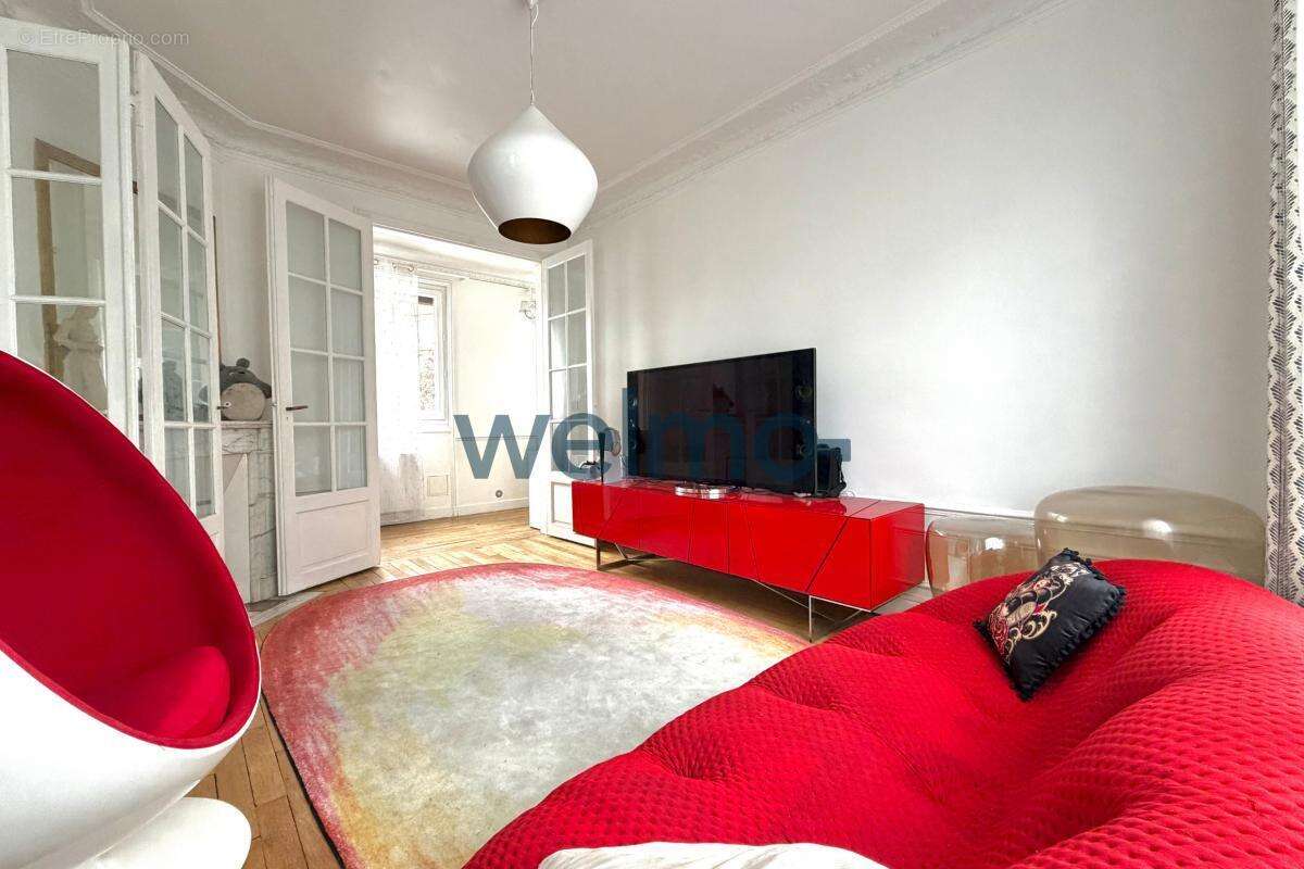 Appartement à PARIS-20E