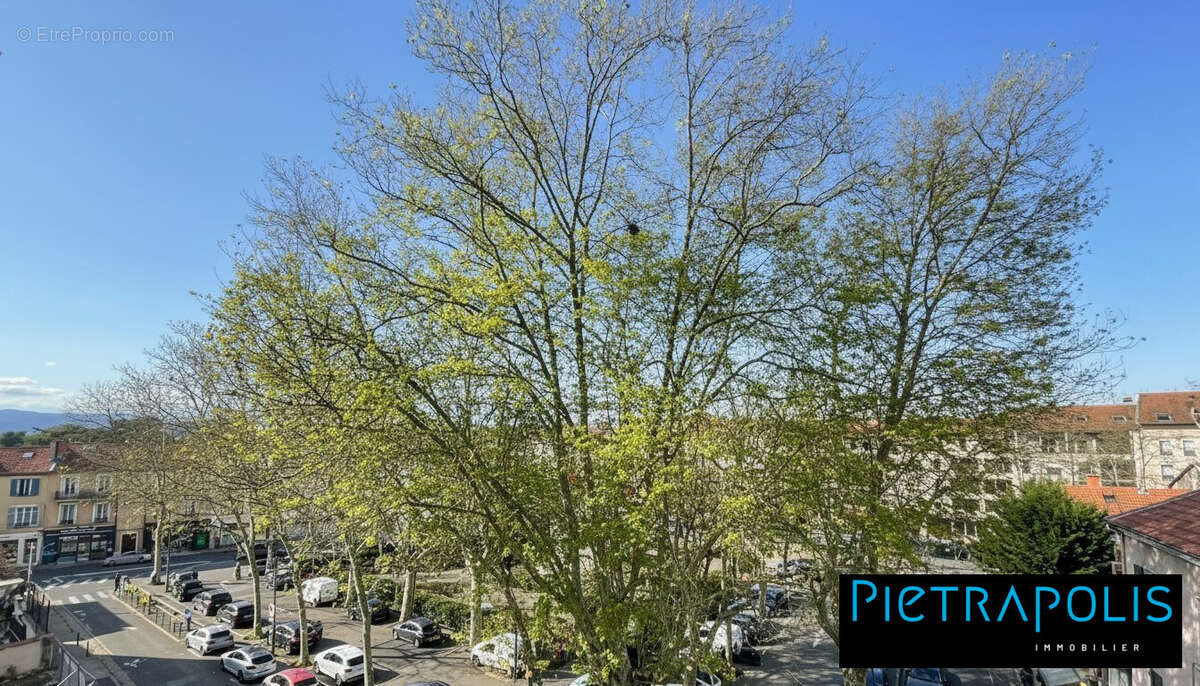 Appartement à LYON-5E